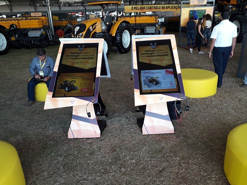 Aluguel de Totem Interativo Vertical 43"-Aluguel de Painel Led Eventos | Locação de Painel Led