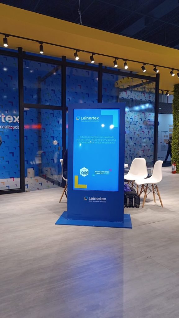 ALUGUEL DE TOTEM TOUCH SCREEN EM Uberaba e uberladia  MINAS GERAIS 32''ATE 86''ALUGUEL PAINEL DE LED EM 2025