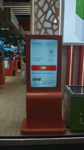 Locação de Totem Touch Screen para feiras show eventos 2026