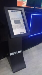 ALUGUEL de Totem touch screen interativo para show feiras eventos