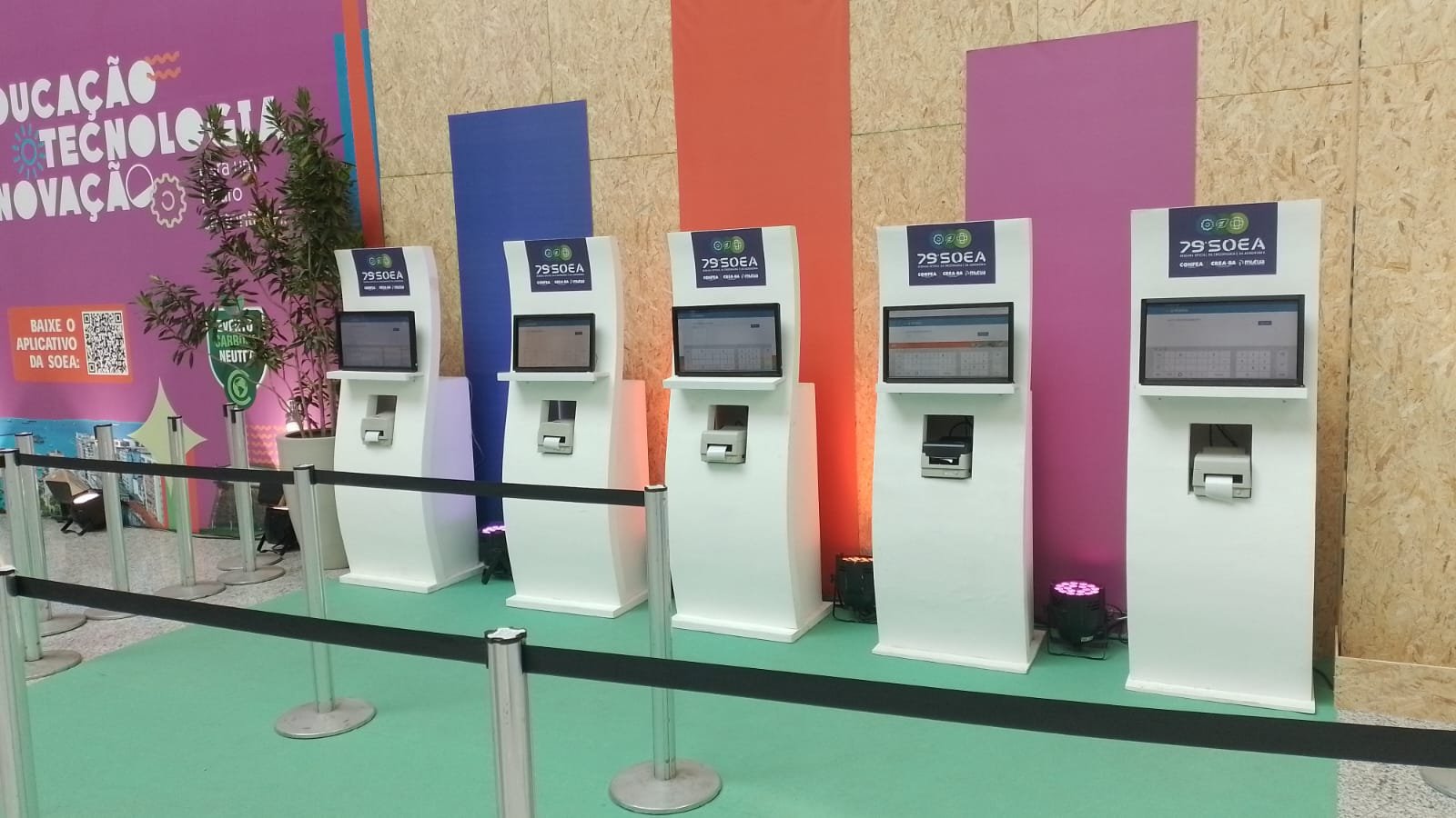 Aluguel e Venda de Painéis de LED P1 P2 P3, Totens Digitais e Soluções Touch Screen para Congressos, Feiras e Eventos em Florianópolis e Itajaí SC 2026